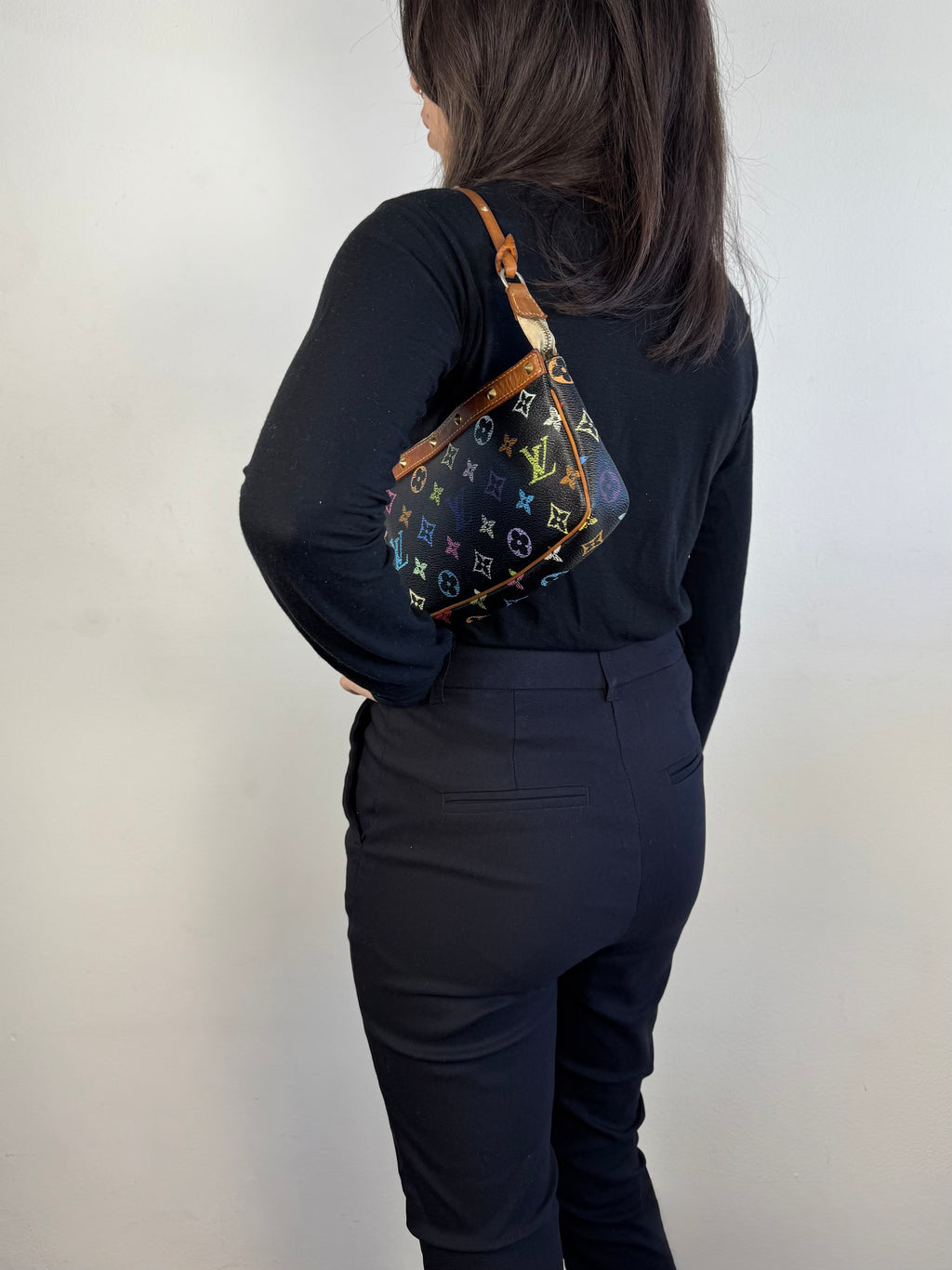Louis Vuitton Pochette Multicolor Black Monogram