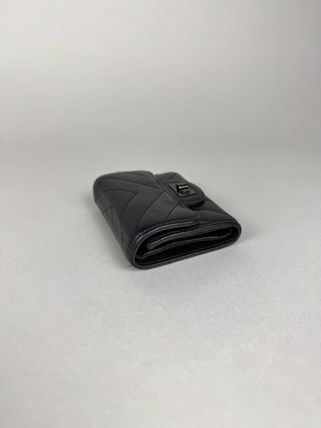 Chanel Wallet Chevron Quilted Aged Calfskin Leather